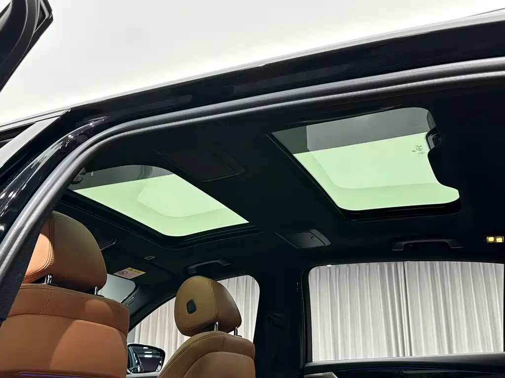 BMW 5 Series — миниатюра 17