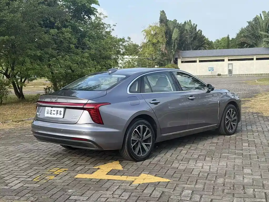 Hongqi Hongqi H5 PHEV — миниатюра 12