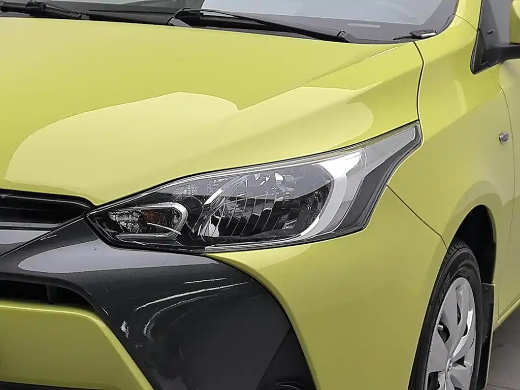 Toyota Yaris L — миниатюра 7