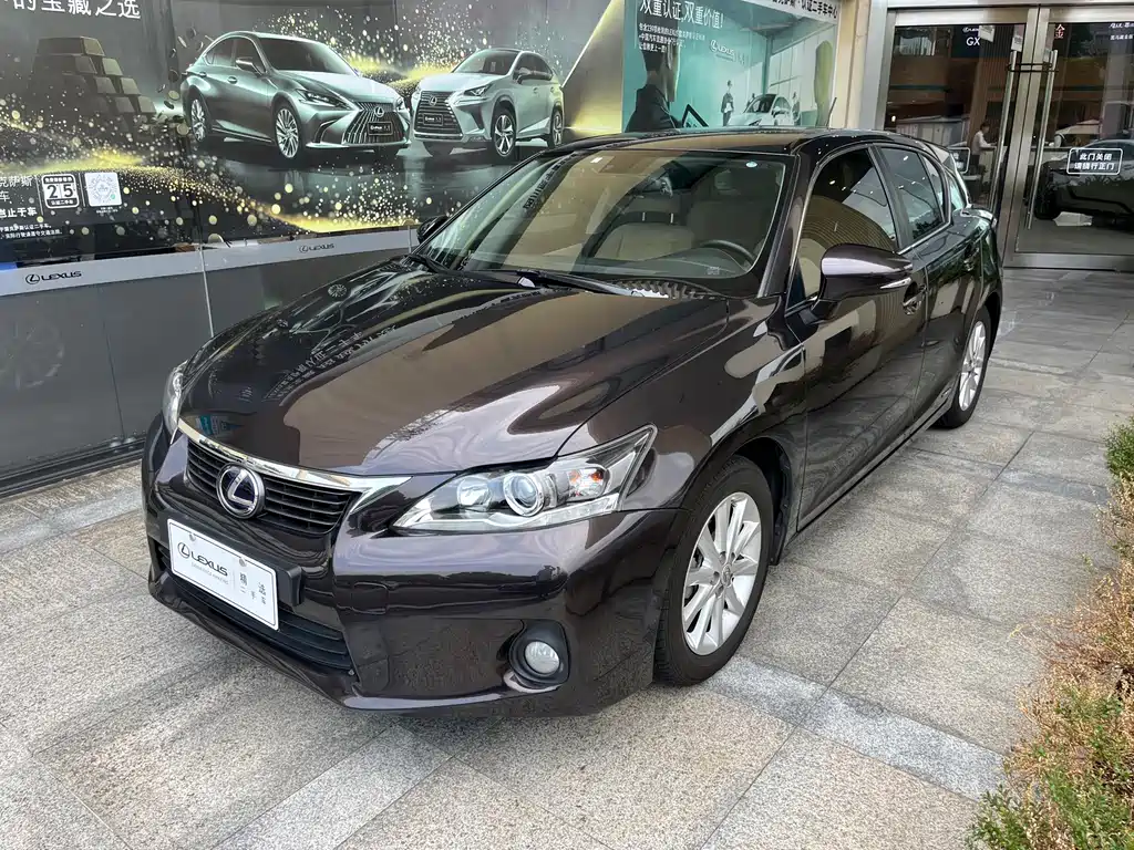 Lexus CT