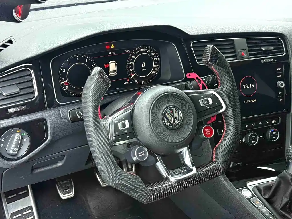 Volkswagen Golf GTI — миниатюра 6