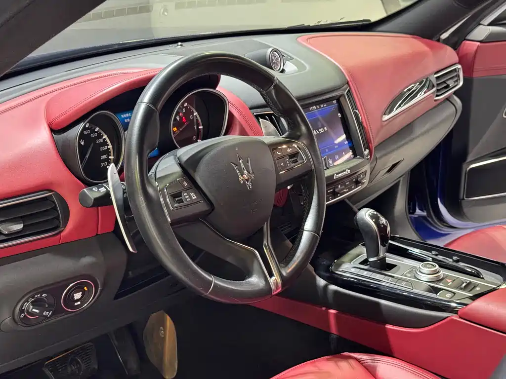 Maserati Levante — миниатюра 3