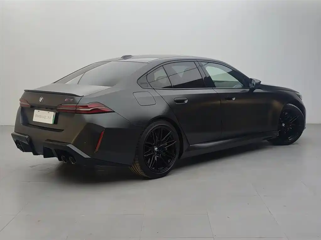 BMW M5 2025 M5
