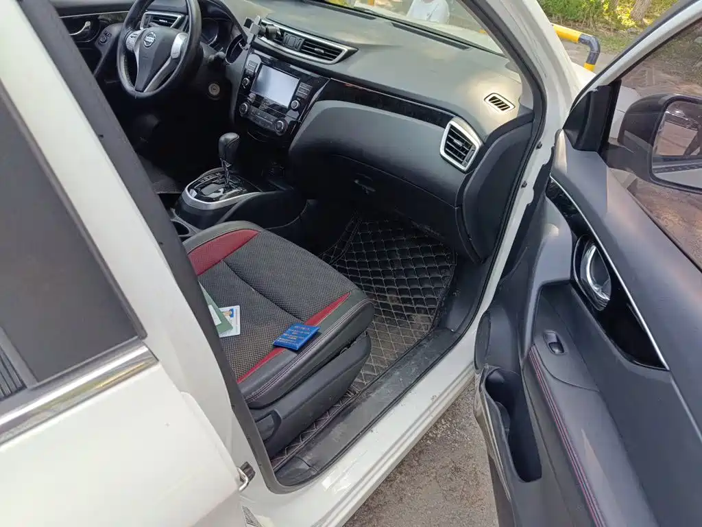 Nissan Qashqai — миниатюра 19