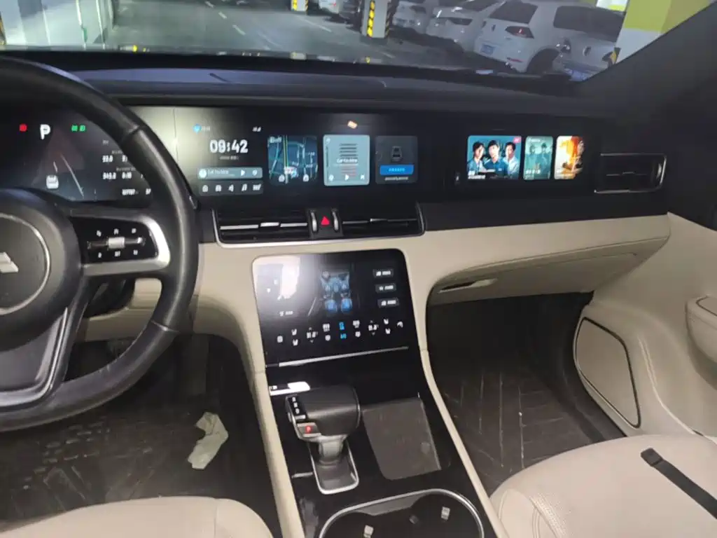 Li Auto Li ONE — миниатюра 13