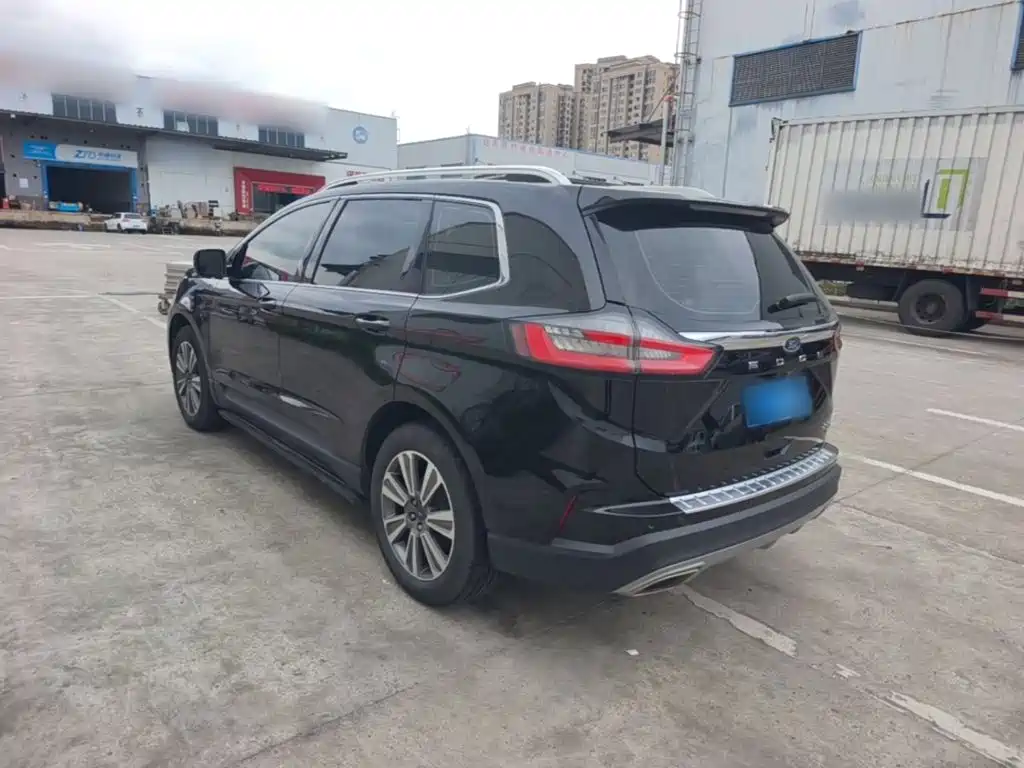 Ford Edge — миниатюра 5