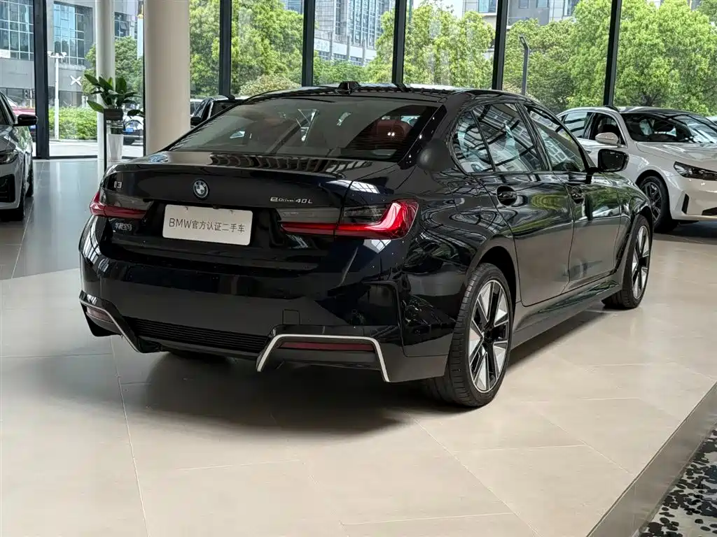 BMW i3 2024 eDrive 40 L