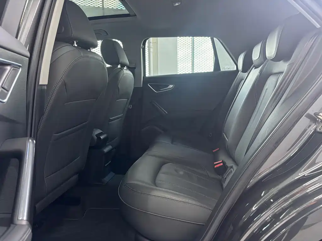 Audi Q2L — миниатюра 6