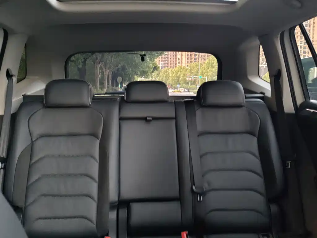 Volkswagen Tiguan L — миниатюра 20