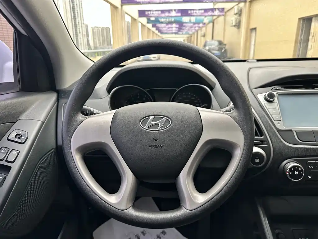 Hyundai ix35 — миниатюра 11