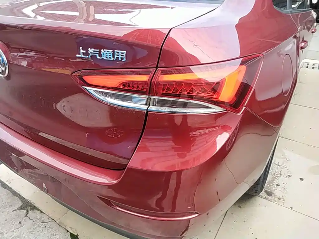 Buick Excelle — миниатюра 8