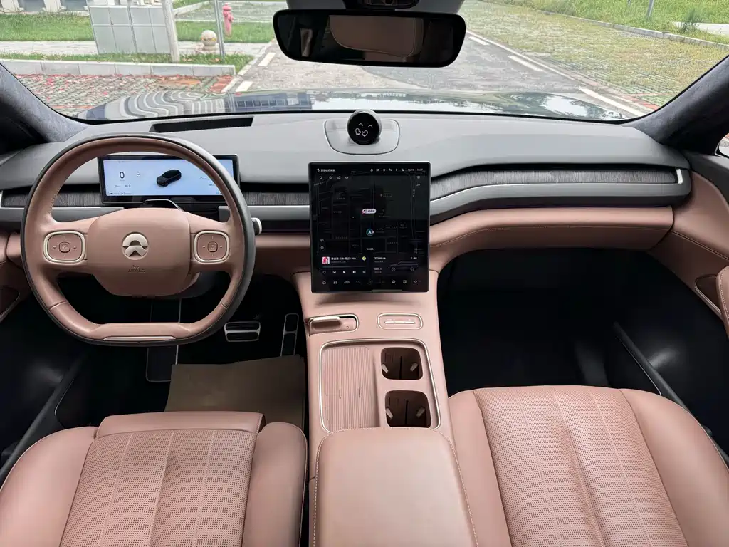NIO ES8 — миниатюра 15