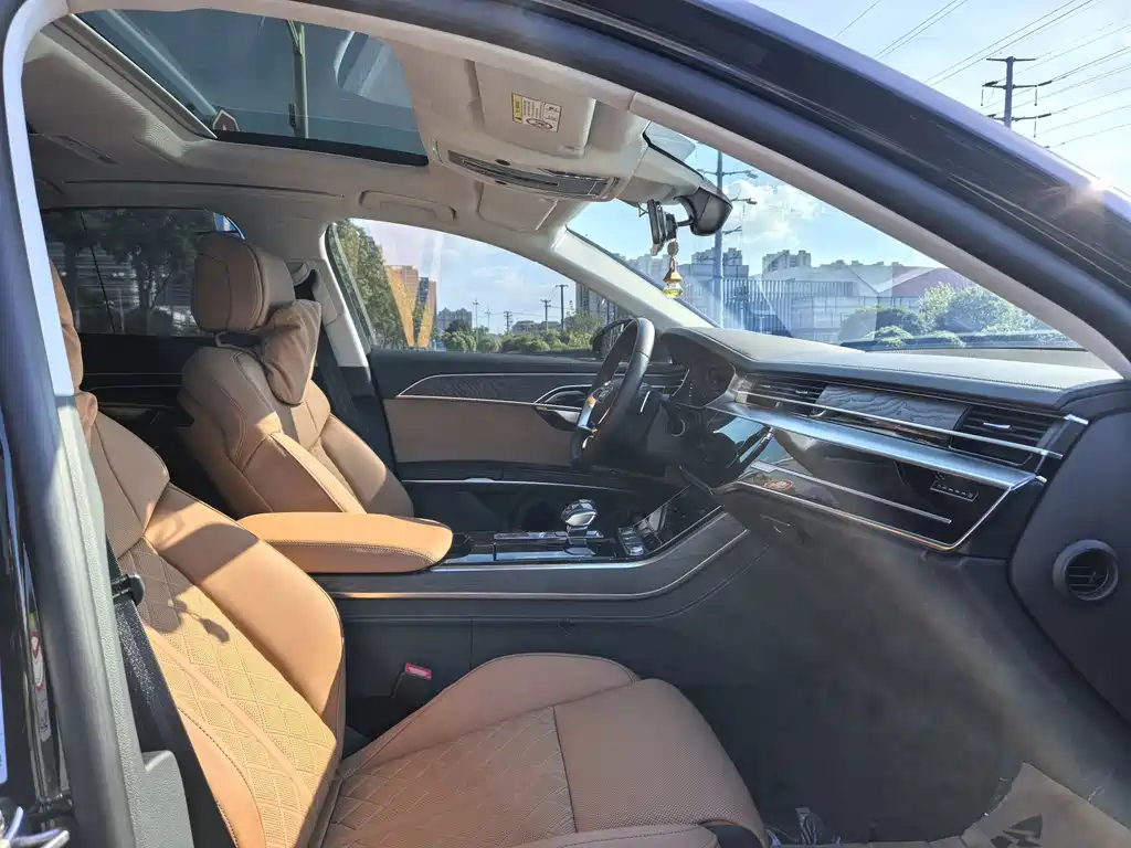 Audi A8 — миниатюра 7