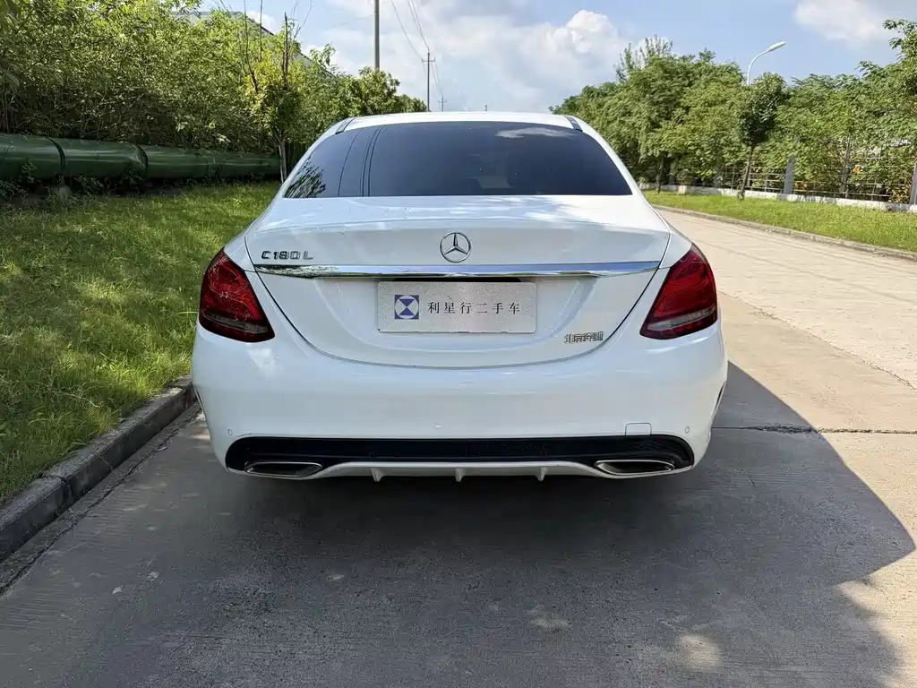 Mercedes-Benz C-Class — миниатюра 17
