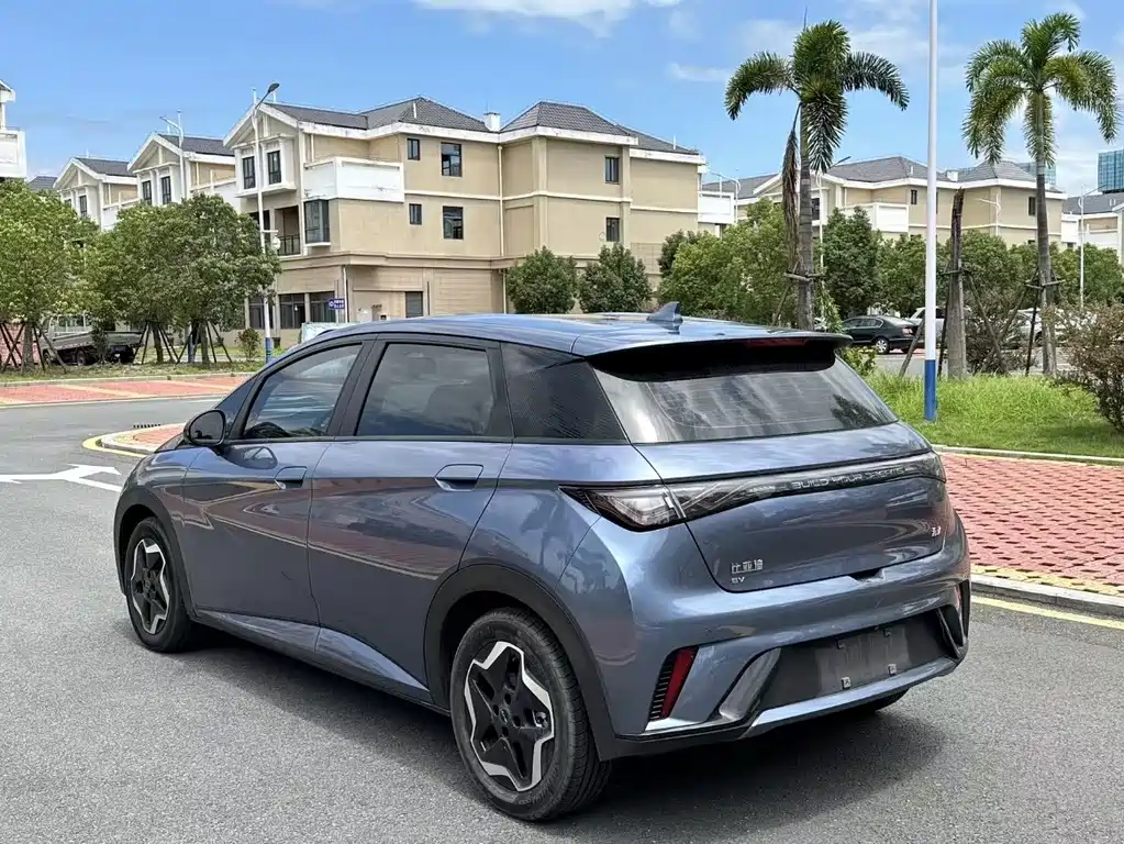 BYD Dolphin — миниатюра 9