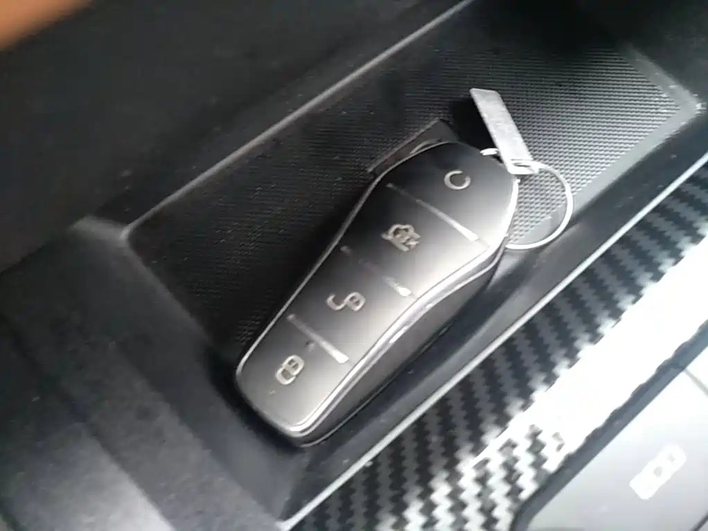 BYD e2 — миниатюра 9