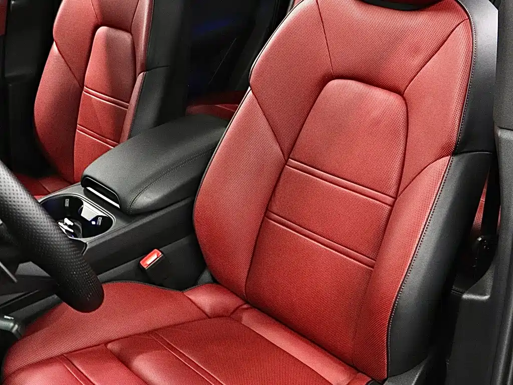 Porsche Cayenne — миниатюра 12