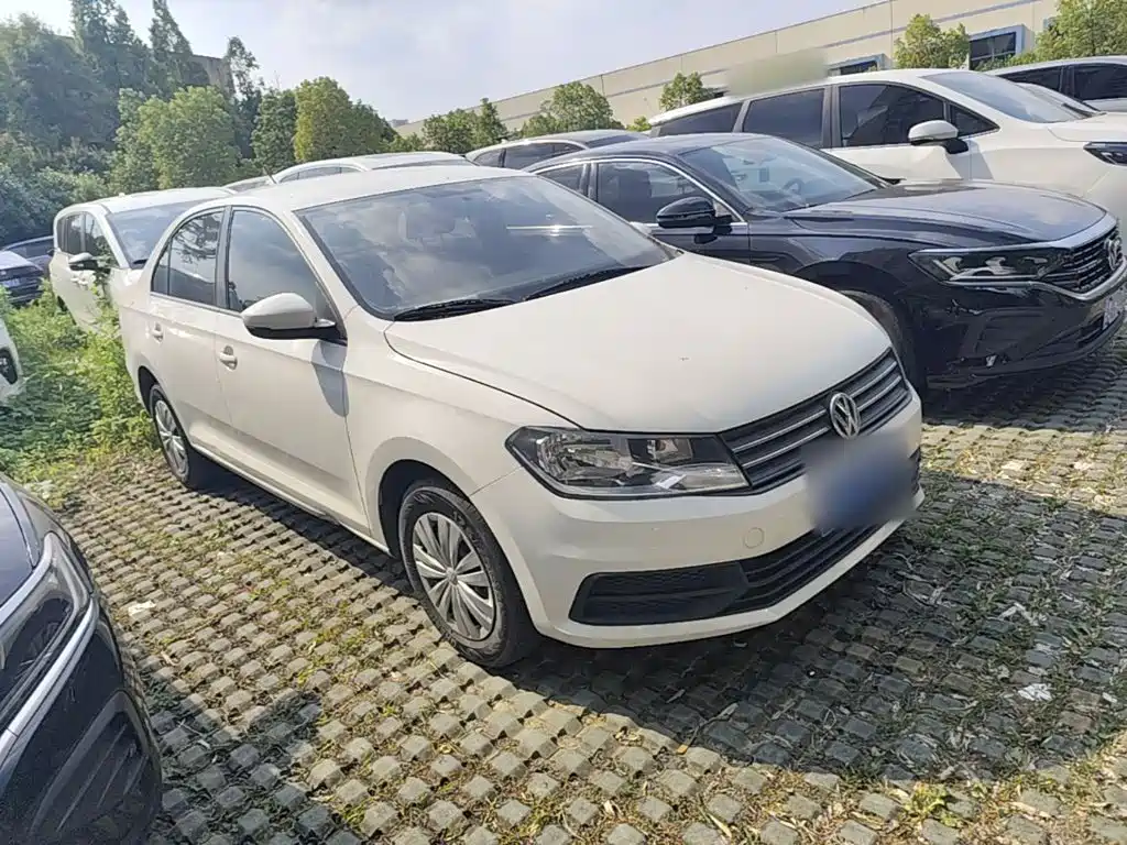 Volkswagen Santana — миниатюра 4
