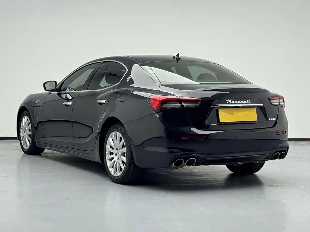 Maserati Ghibli — миниатюра 5
