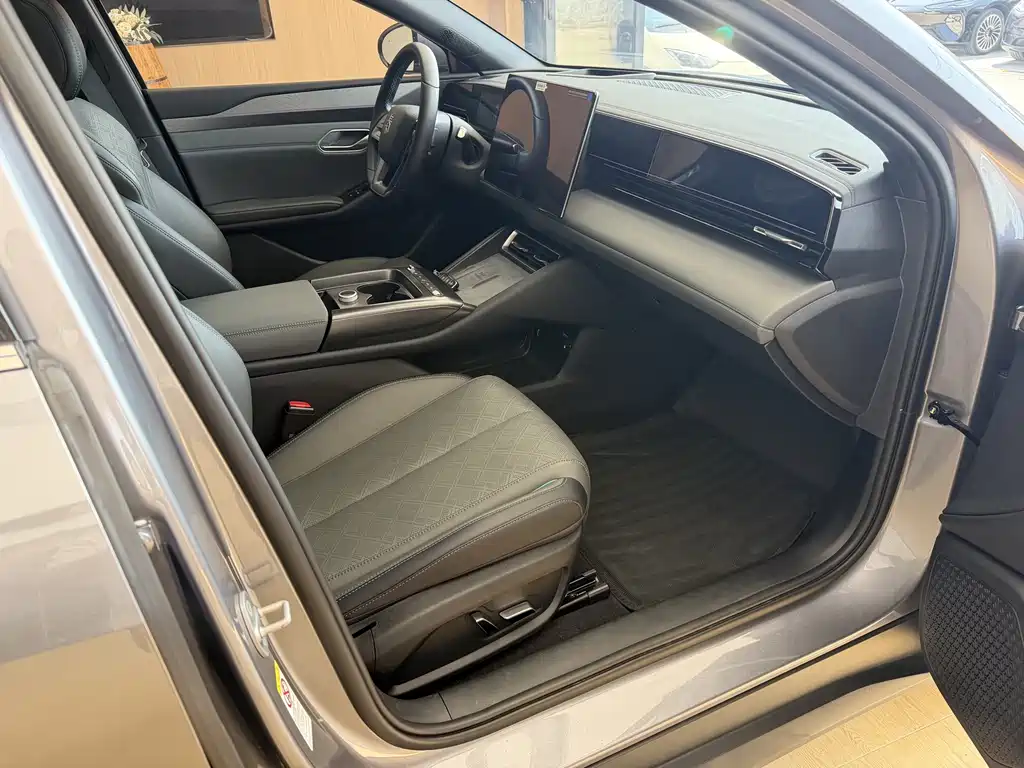 BYD Qin L — миниатюра 14