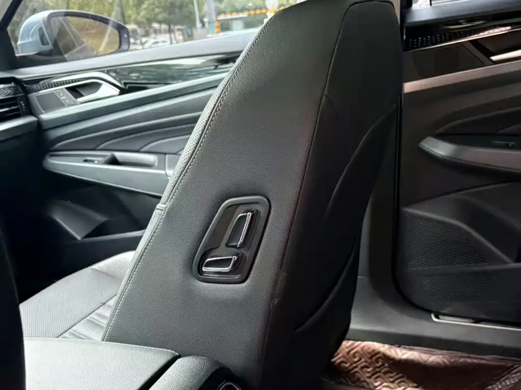 Volkswagen Passat — миниатюра 7