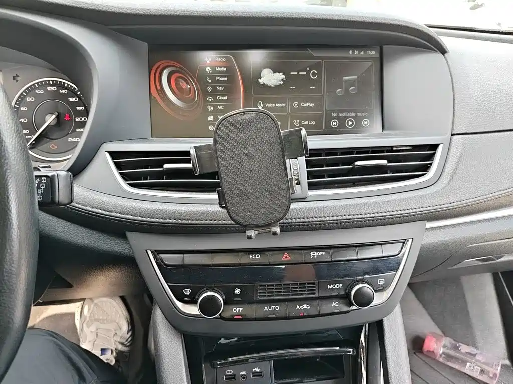 Borgward BX7 — миниатюра 14