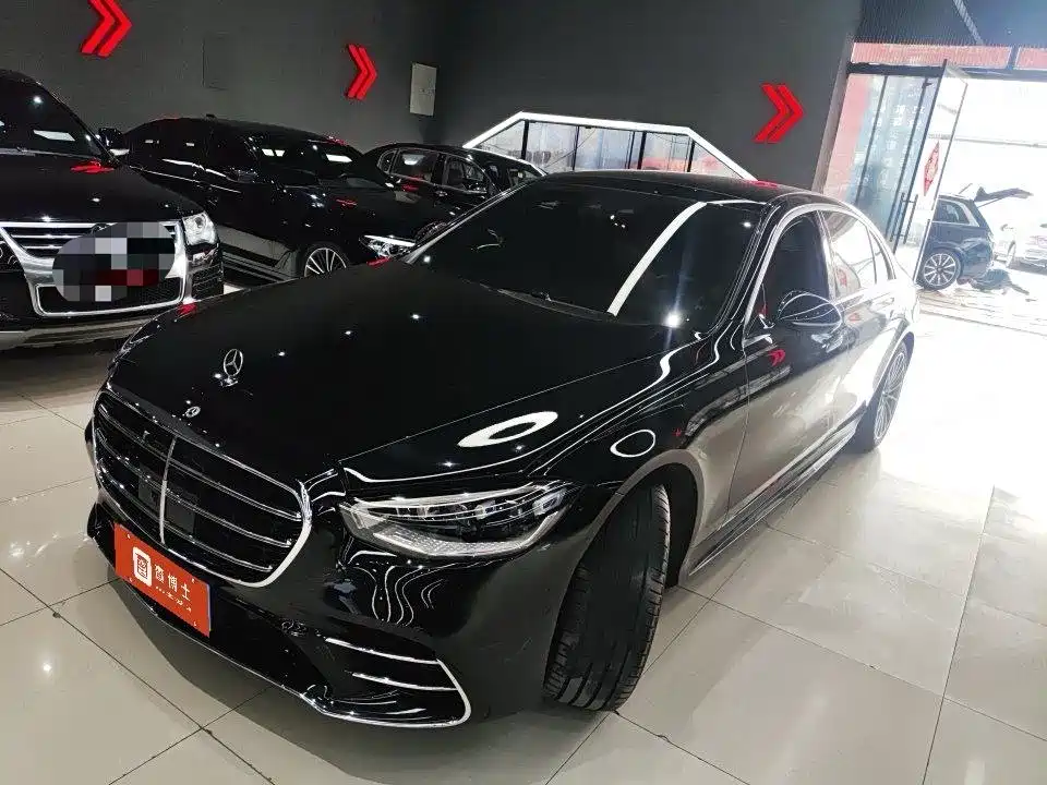 Mercedes-Benz S-Class 2024