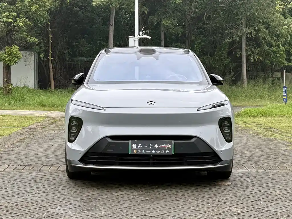 NIO ES8 — миниатюра 2