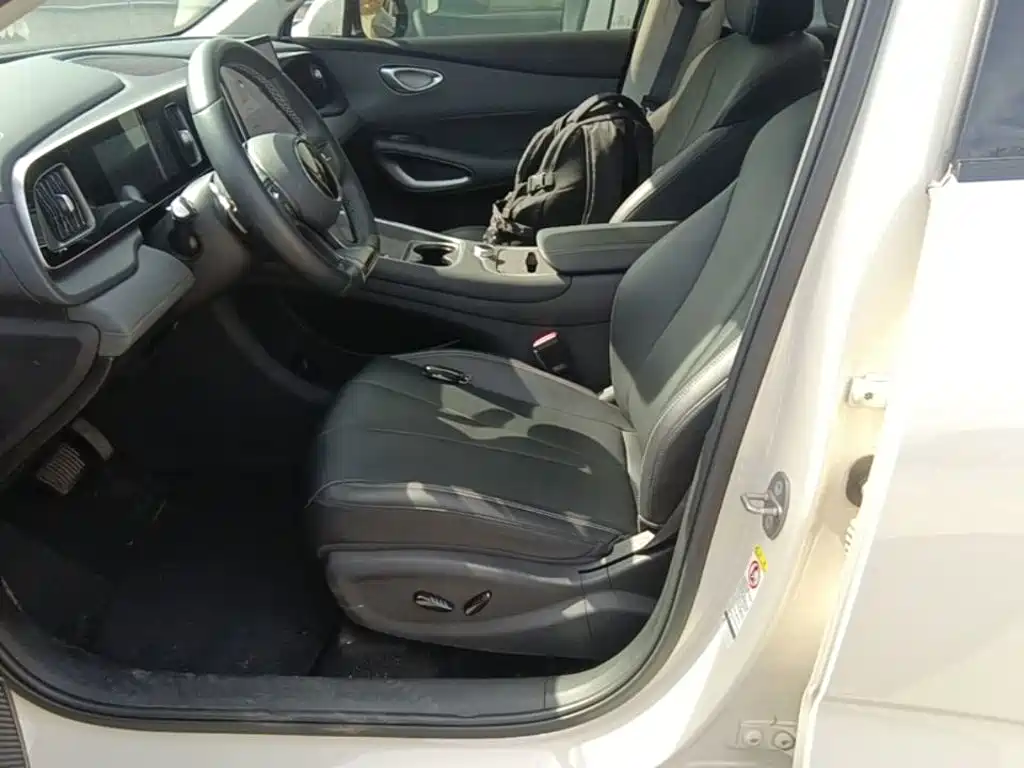 BYD Sealion 05 EV — миниатюра 20