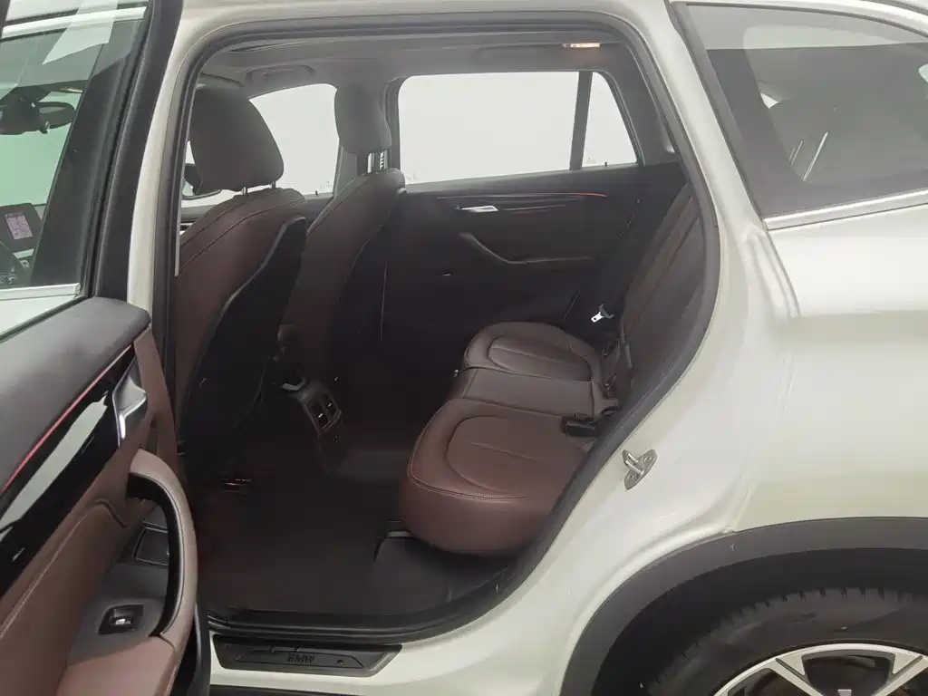 BMW X1 — миниатюра 15