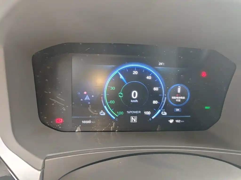 Venucia T60 EV — миниатюра 12