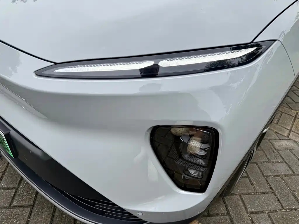 NIO ES8 — миниатюра 15