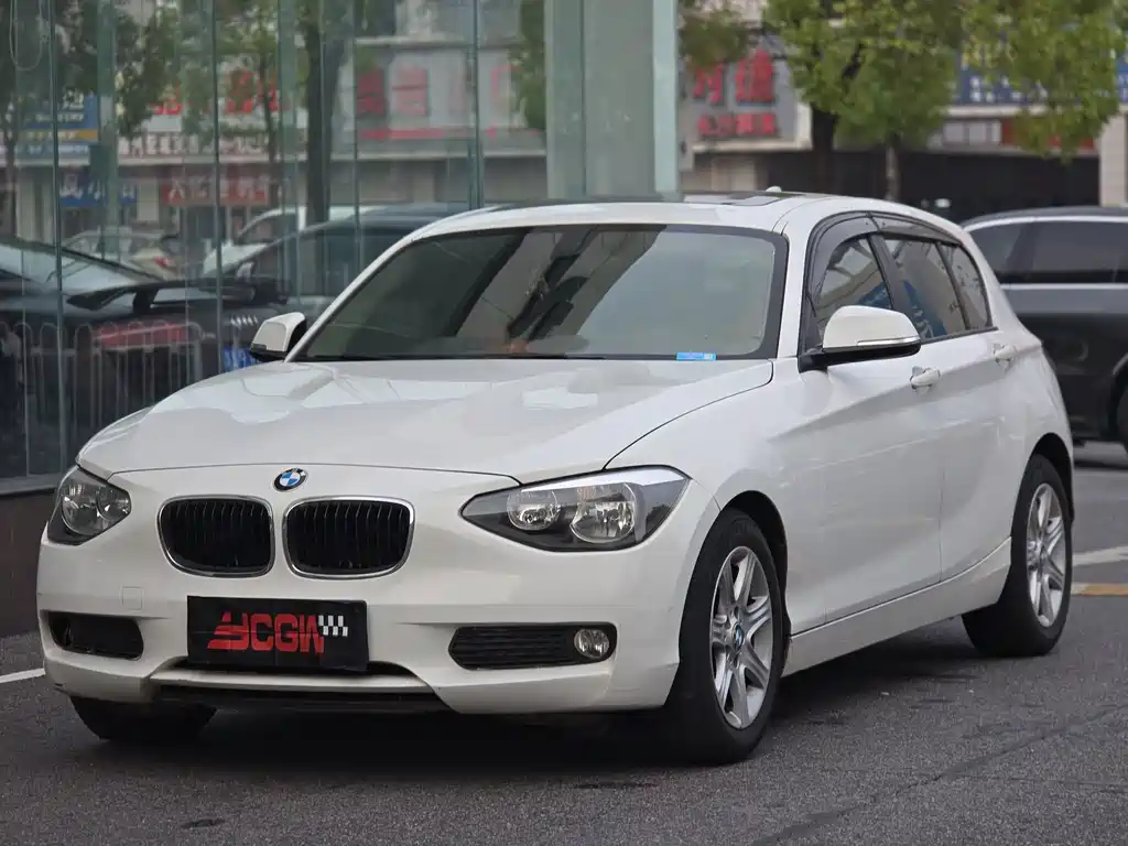 BMW 1 Series (Import) 2013