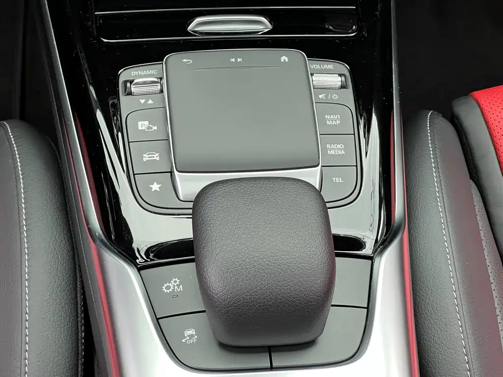 MERCEDES-BENZ CLA AMG