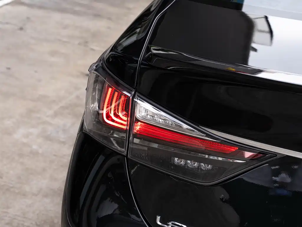 Lexus GS 2017 300 F SPORT