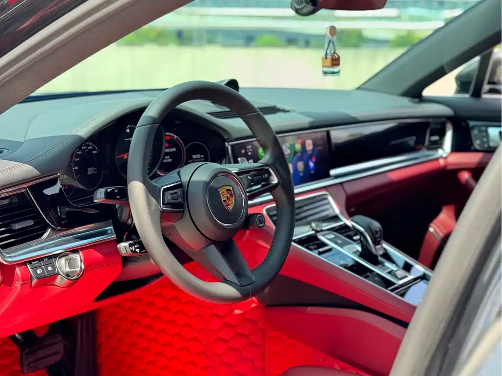 Porsche Panamera — миниатюра 7
