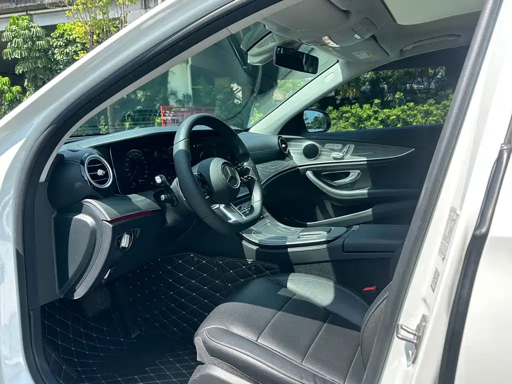Mercedes-Benz E-Class New Energy — миниатюра 12