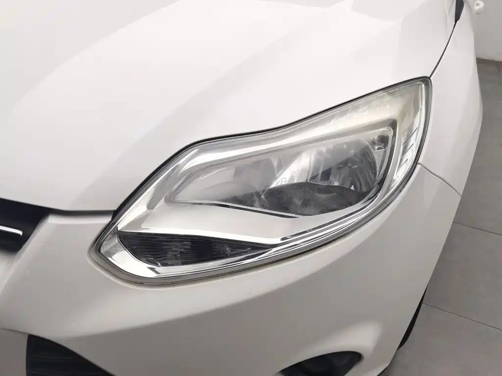 Ford Focus — миниатюра 7