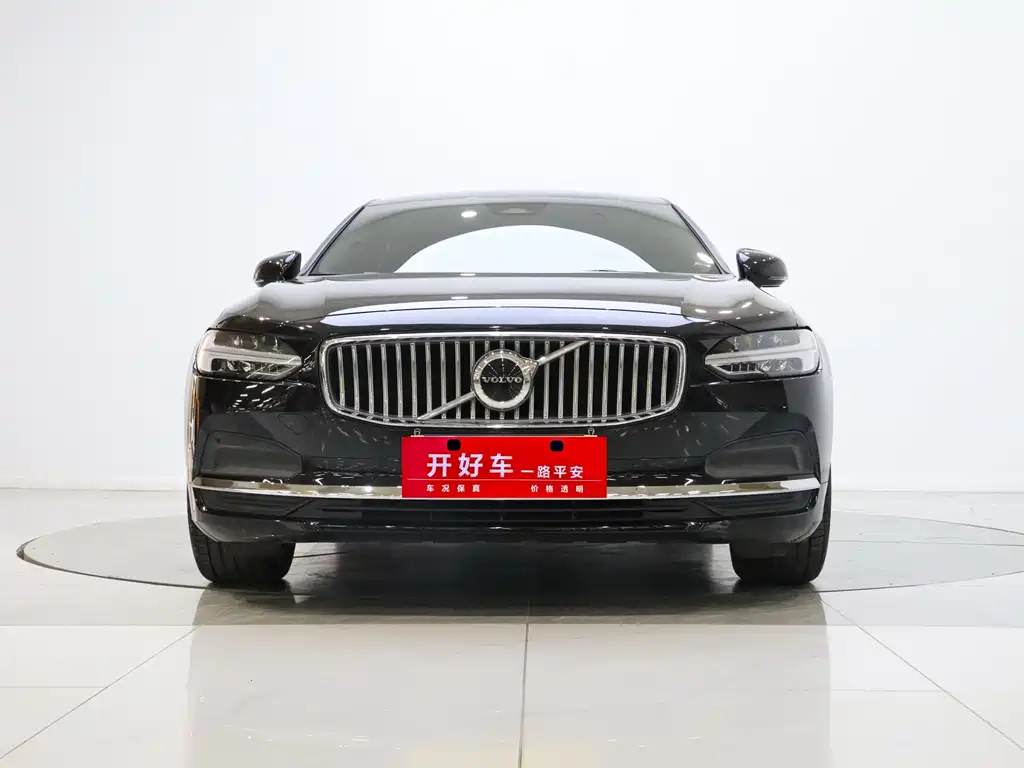 Volvo S90 2024 B5 Luxury