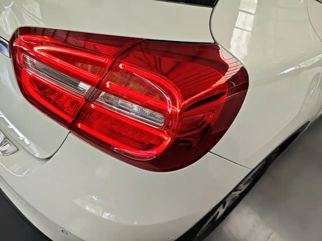 Mercedes-Benz GLA (Import) — миниатюра 8