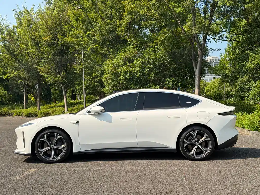 NIO ET5 — миниатюра 4