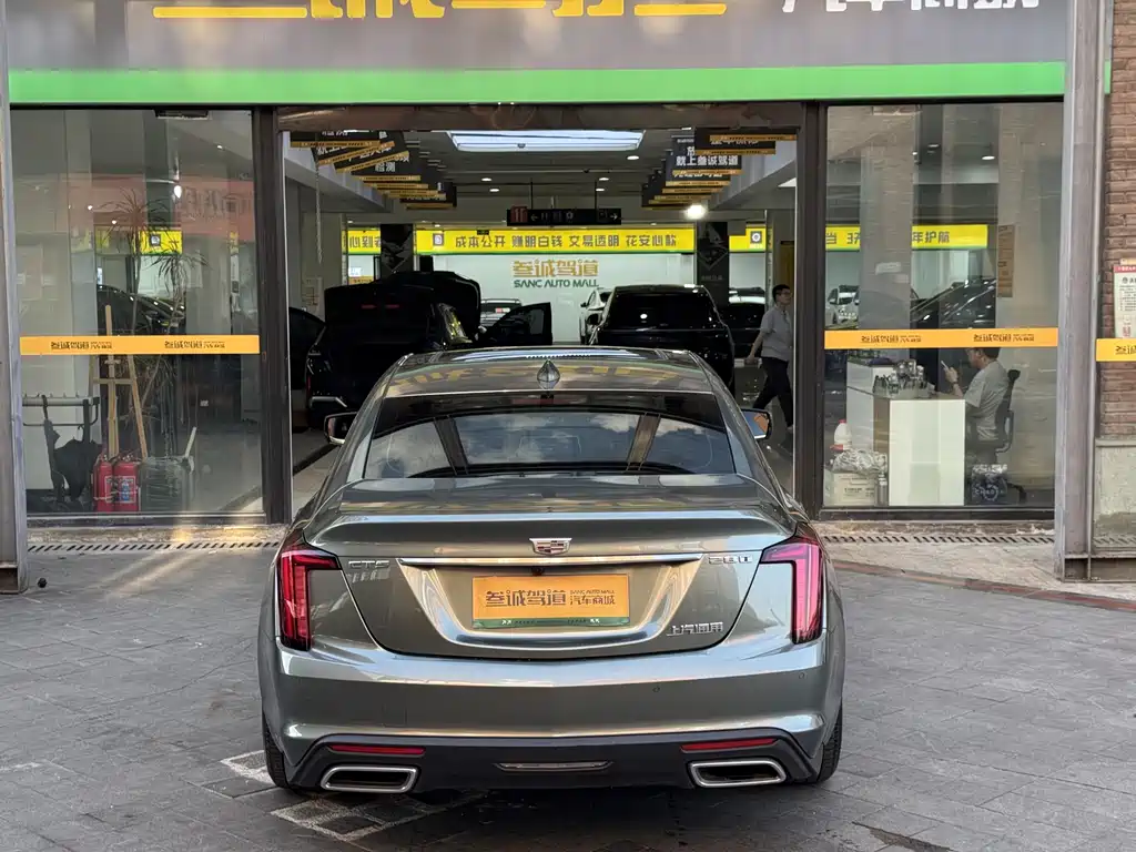 Cadillac CT5 — миниатюра 5