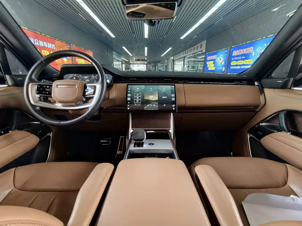 Land Rover Range Rover — миниатюра 8