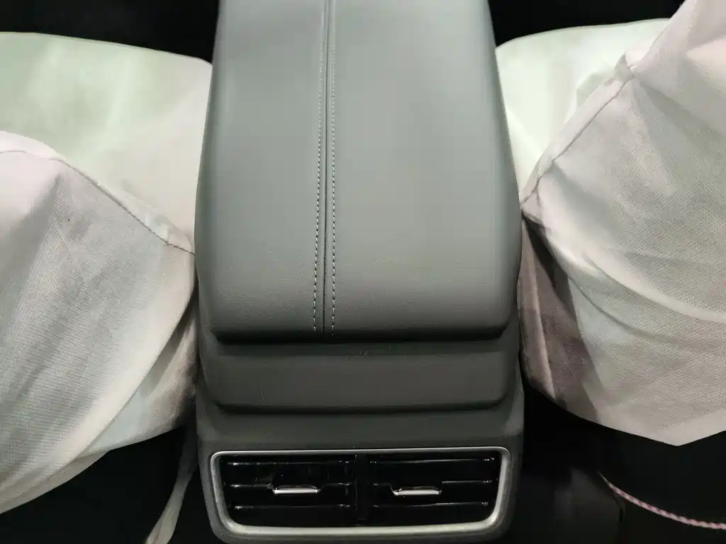 Changan Deepal DARK BLUE SL03