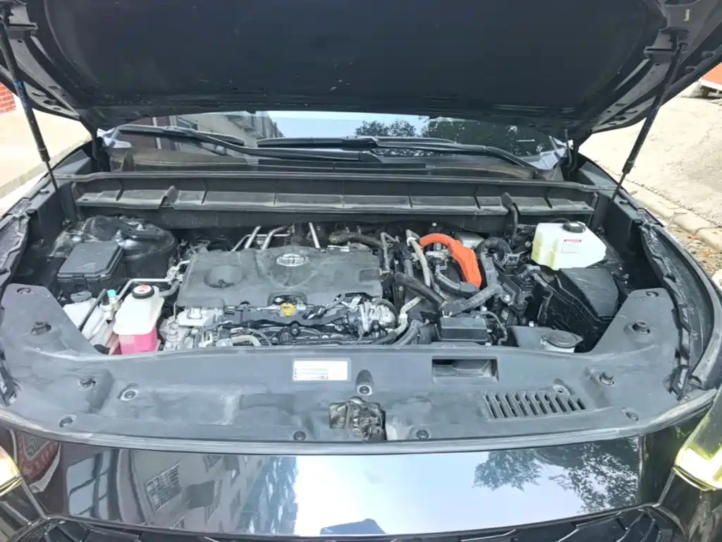Toyota Crown Kluger — миниатюра 20