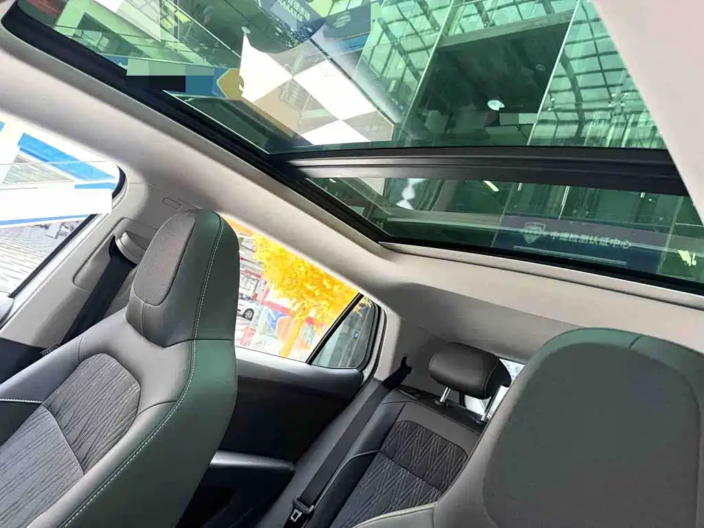 Volkswagen T-Cross — миниатюра 7