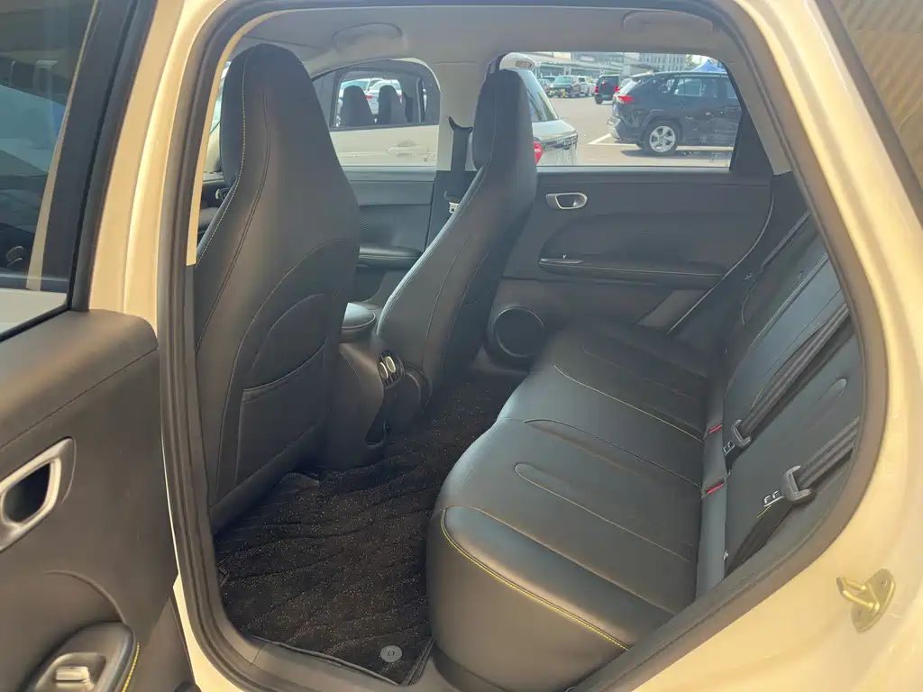 Chery QQ QQ3 EV — миниатюра 11