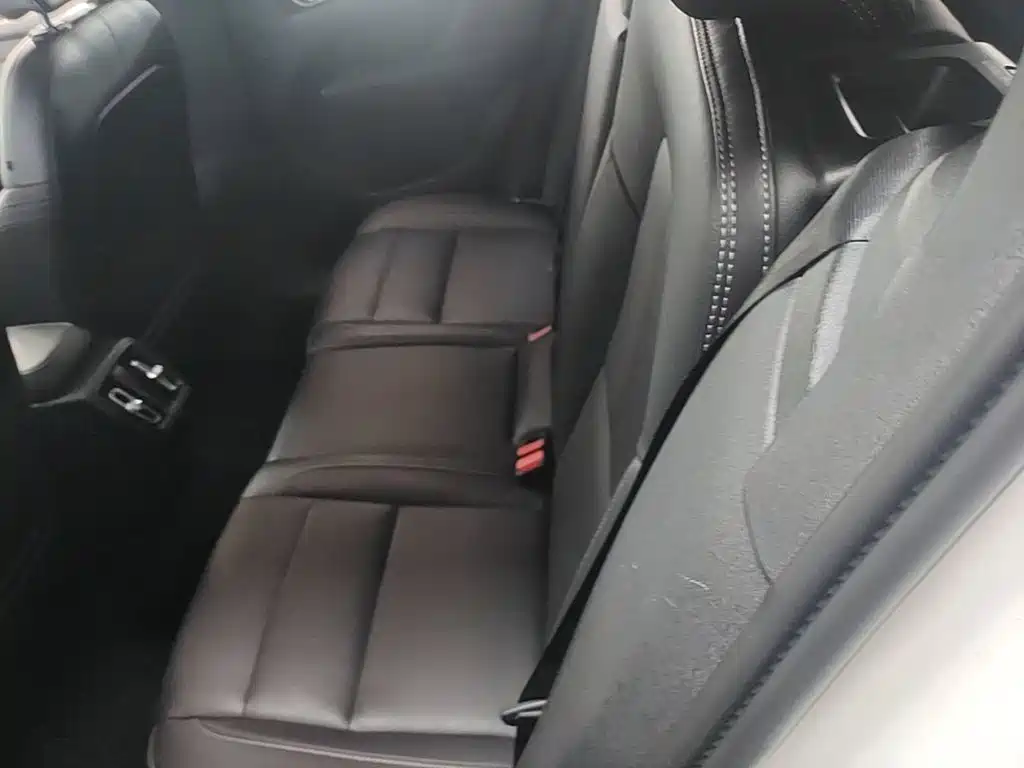 Volvo XC40 — миниатюра 17