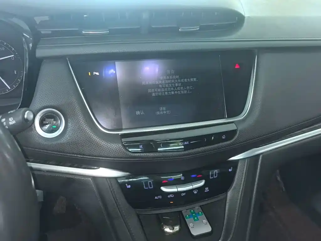 Cadillac XT5 — миниатюра 13