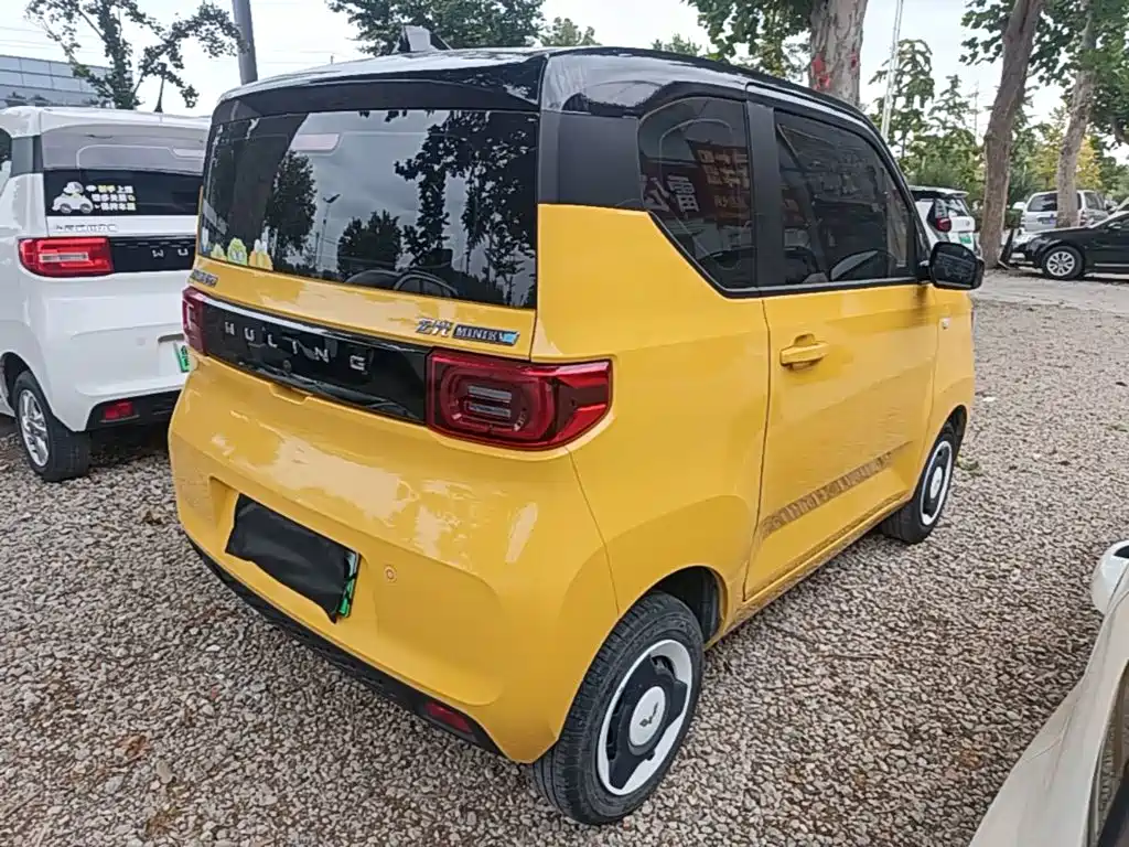Wuling MINIEV — миниатюра 7